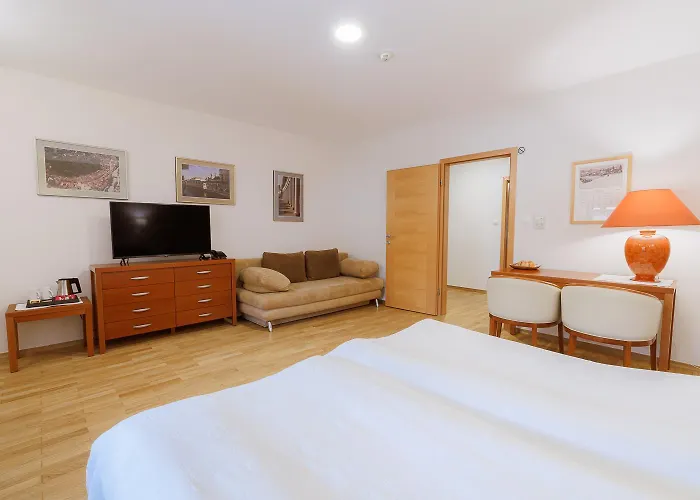 Πανσιόν Pri Zabarju