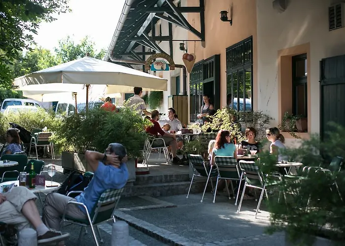 Πανσιόν Pri Zabarju 3*