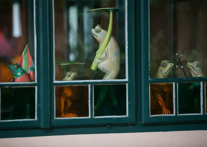 Pri Zabarju Πανσιόν