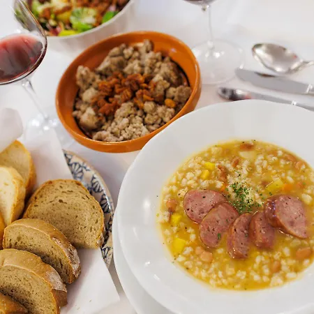 Casa de hóspedes Pri Zabarju