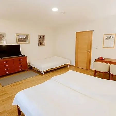 Penzion Pri Zabarju 3*