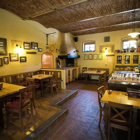 Pri Zabarju Pensionat 3*